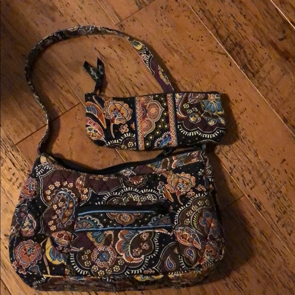 Vera Bradley Handbags - Vera Bradley shoulder bag Vera Bradley Handbags - Vera Bradley shoulder bag